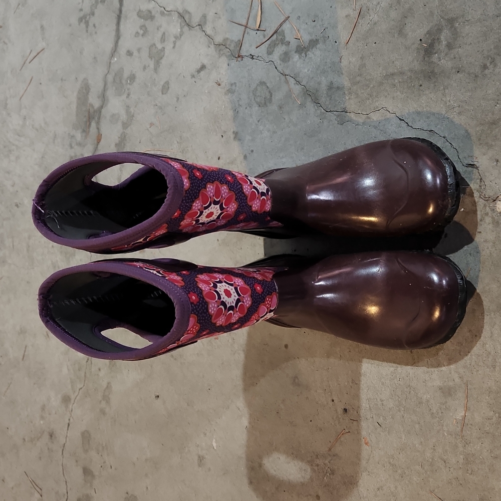 BOGS Youth Weatherproof Rain Snow Boots